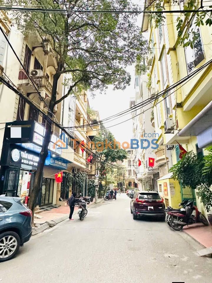 Nhà 50m² 5 Tầng Trần Quốc Hoàn, Cầu Giấy - Oto Tránh, Kinh Doanh Đỉnh Cao