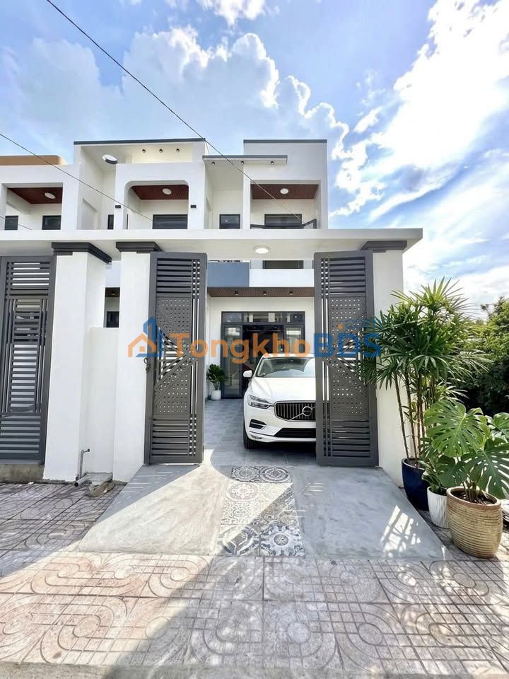 Nhà 1 Trệt 1 Lầu Biên Hòa 108m² - Sổ Riêng 2.1 Tỷ, Ô Tô Vào Nhà