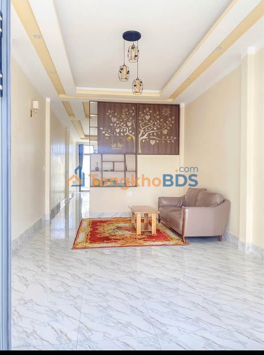 Nhà Phố Tô Vĩnh Diện Đà Lạt - 80m² Giá 2.3 Tỷ - Sẵn Sàng Ở Ngay