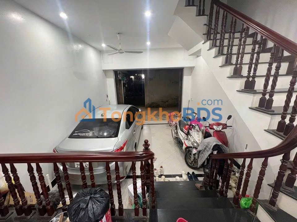 Nhà Cầu Diễn 52m² 5 Tầng - Ô tô vào nhà - Sổ đỏ chính chủ 14 tỷ