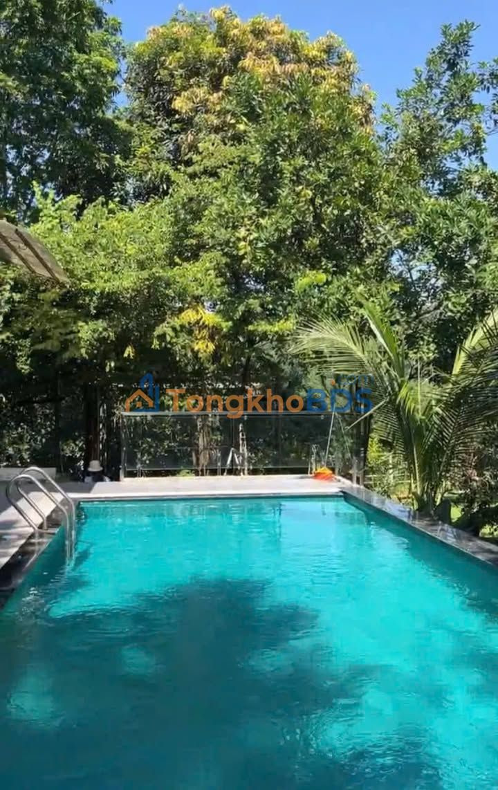 Villa Nghỉ Dưỡng Hòa Bình 697m² - Sổ Đỏ Riêng, Giá 8 Tỷ