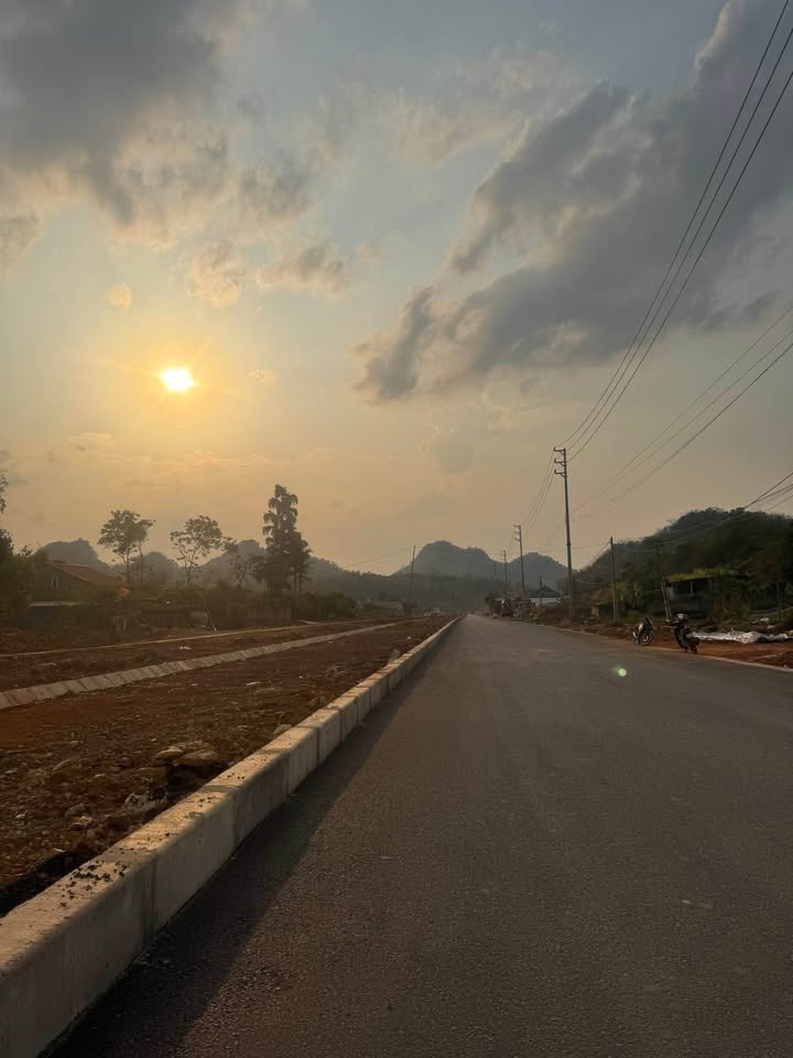 Đất nền 117m² đường đôi Chiềng Ngần, Sơn La - Giá 580 triệu