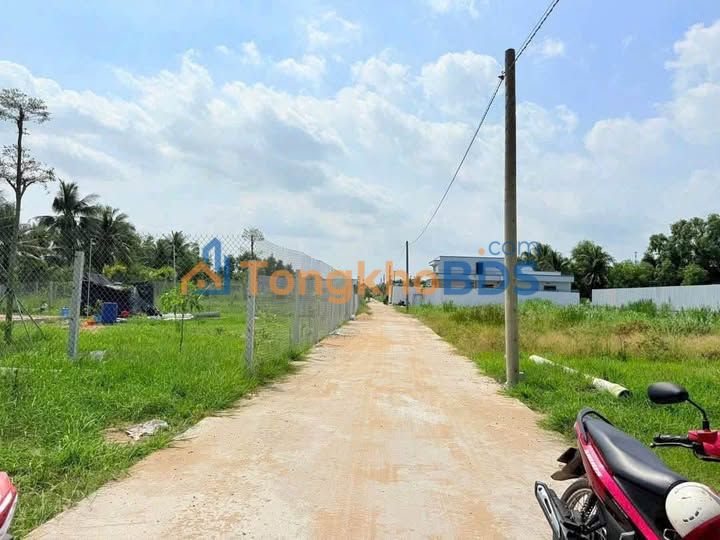 Bán Nền Biệt Thự 519m² Hữu Định, Bến Tre - Sẵn Sổ, Hỗ Trợ Bank 1.7 Tỷ