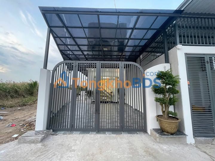 Nhà Vườn Rạch Giá - 230m² Sổ Đỏ Thổ Cư, Hẻm Ô Tô, Giá 2.89 Tỷ