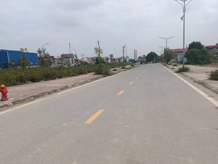 Bán Lô Đất Vàng Thuận Thành, Bắc Ninh - 93.5m² View Tiện Ích, Giá 5 Tỷ