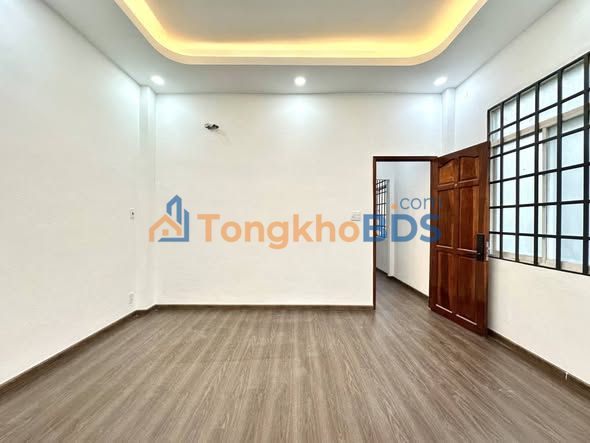 Nhà Mặt Tiền Nguyễn Duy Dương Quận 10, 5 Tầng, 60m² - Kinh Doanh Đỉnh Cao