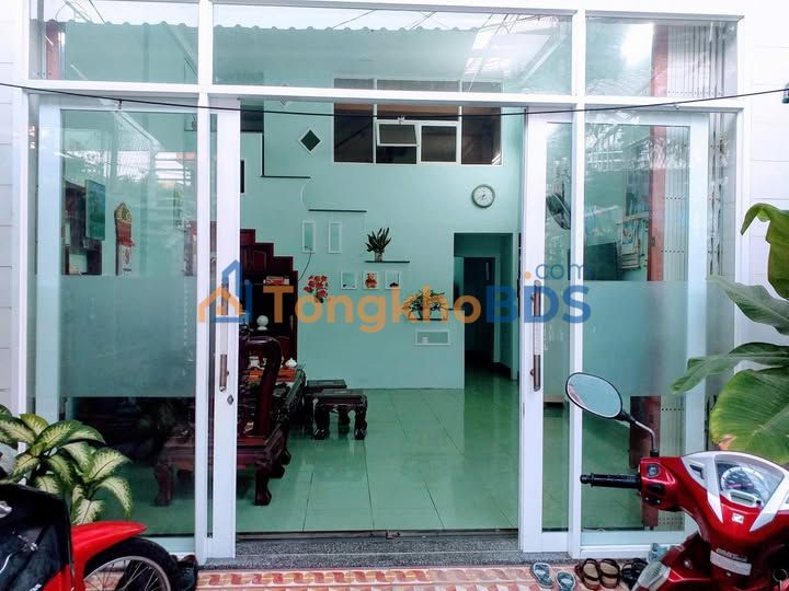 Nhà 80m² Hẻm Tô Hiến Thành, Quy Nhơn - 3PN, Sổ Đỏ Chính Chủ Giá 4.36 Tỷ