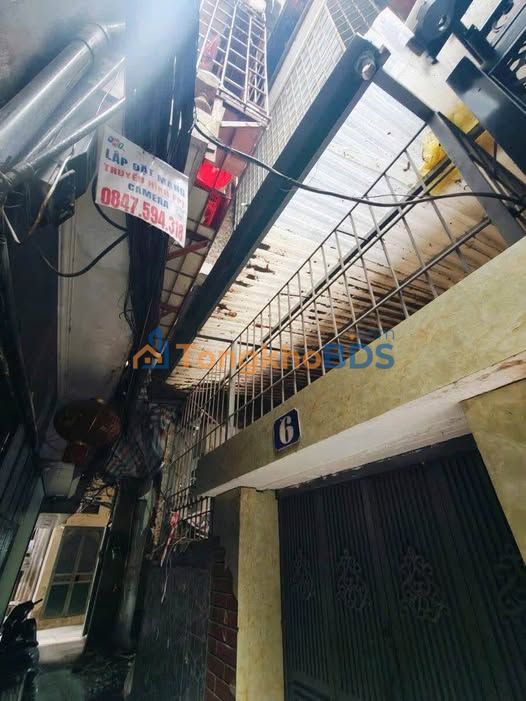 Nhà 40m² Đê La Thành, Ba Đình - Dòng tiền 10tr/tháng, Giá Đầu Tư