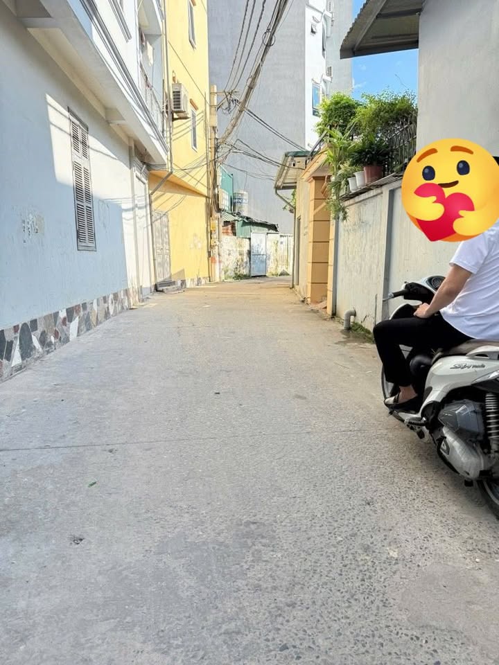 Nhà Lô Góc Trương Định 25m² - Sổ Đỏ Chính Chủ - Giá 6 Tỷ