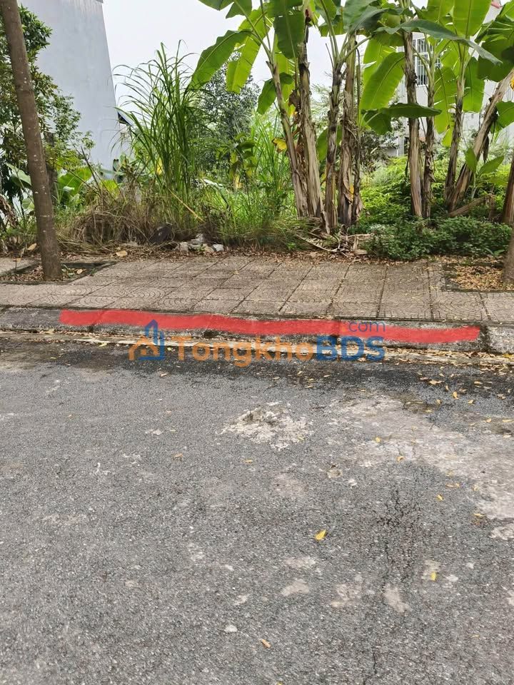 Đất Vĩnh Yên 100m² full thổ cư - Mặt tiền 5m giá 2.5 tỷ