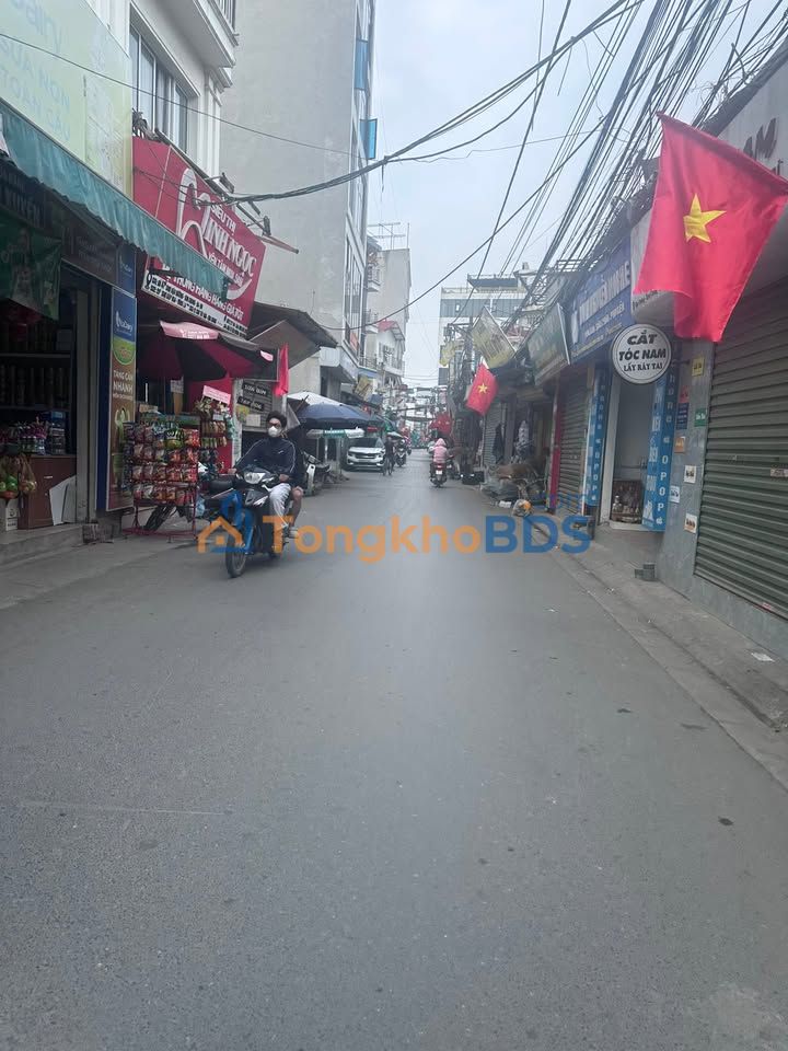 Nhà Mặt Tiền Kim Chung 45m² - Kinh Doanh Sầm Uất - Giá 6 Tỷ