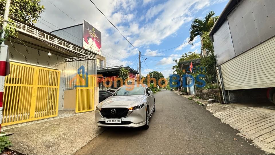 Nhà phố Phường 2 Bảo Lộc 115m² 3,5 tỷ - Mặt tiền kinh doanh