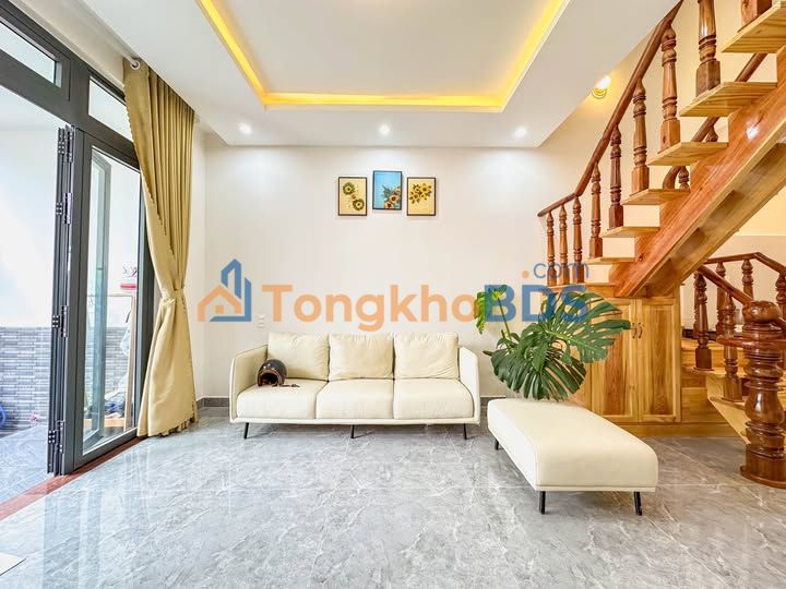 Nhà phố Lữ Gia Đà Lạt 52m² - 2.15 tỷ, 3PN, Nội thất cơ bản