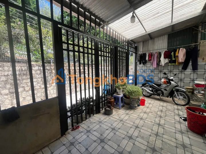 Nhà 1 Trệt 1 Hầm 60m² Lê Văn Tám, Đà Lạt - Giá 2.2 Tỷ