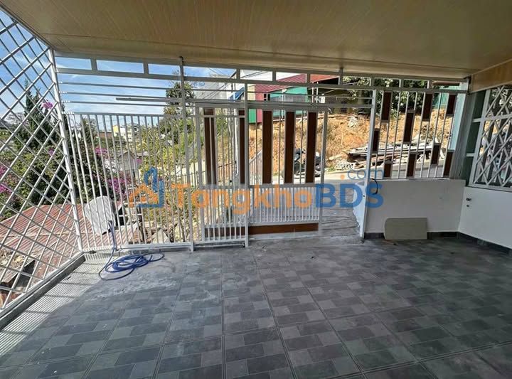 Nhà mới hoàn thiện 100m² tại Bảo Lộc, Lâm Đồng - Giá 2.85 tỷ