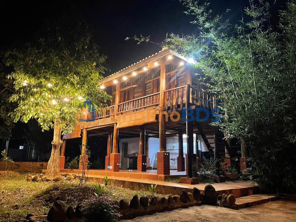 Đất 2 Mặt Tiền View Hồ Chưcap, Buôn Ma Thuột - 572m², 4.6 Tỷ