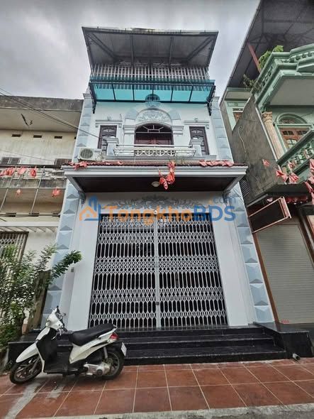 Nhà 3 Tầng Mặt Tiền 5.6m Đường Tản Đà, TP Lạng Sơn - 3 Tỷ TL