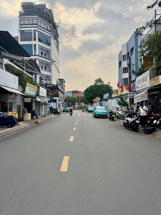 Nhà Mặt Tiền Đặng Văn Ngữ, Phú Nhuận - 100m² Giá 16 Tỷ