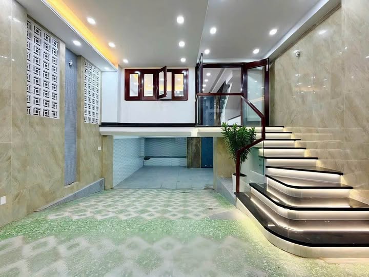 Nhà Biệt Thự Mini Trần Hữu Trang, Phú Nhuận 70m² - Thang Máy, Hồ Bơi, 16 Tỷ