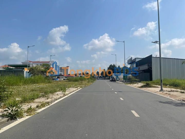 Đất nền Golden City An Giang 240m² - View Công Viên, Sẵn Sàng Xây Dựng