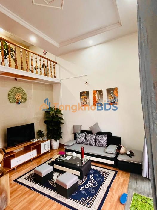 Nhà Đẹp 60m² Đà Lạt - Giá 1.95 Tỷ, 3PN, Vị Trí An Ninh