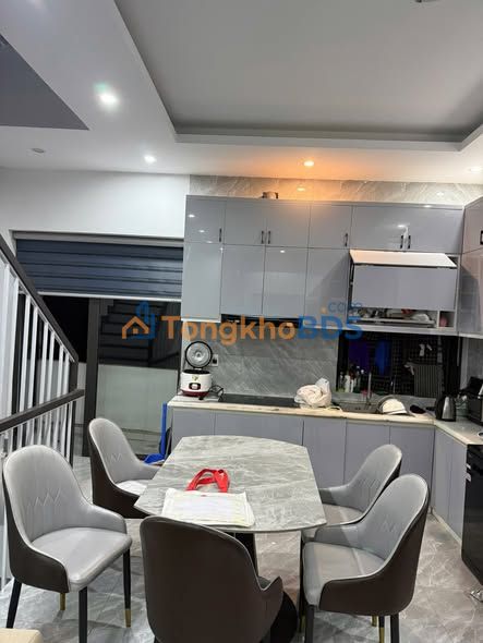 Nhà 90m² Ngõ Nguyễn Du, Lạng Sơn - 3.5 Tỷ, Sân Đỗ Ô Tô, Gần Công Viên Sông