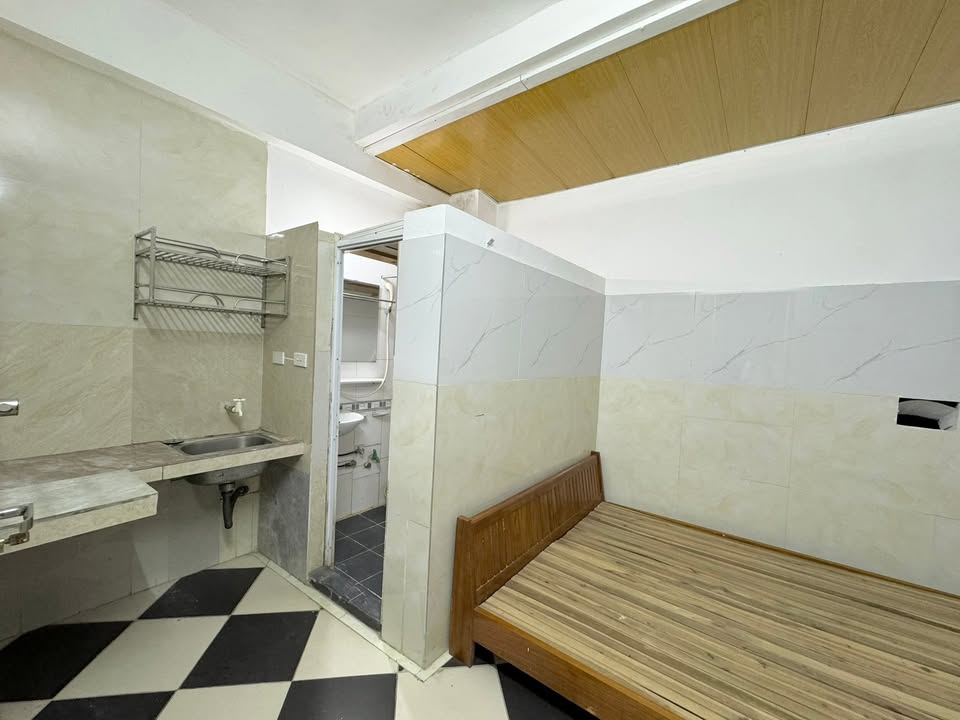 Phòng Trọ 2 Triệu Ngay Sông Nhuệ, Bắc Từ Liêm - Sẵn Sàng Ở Ngay!