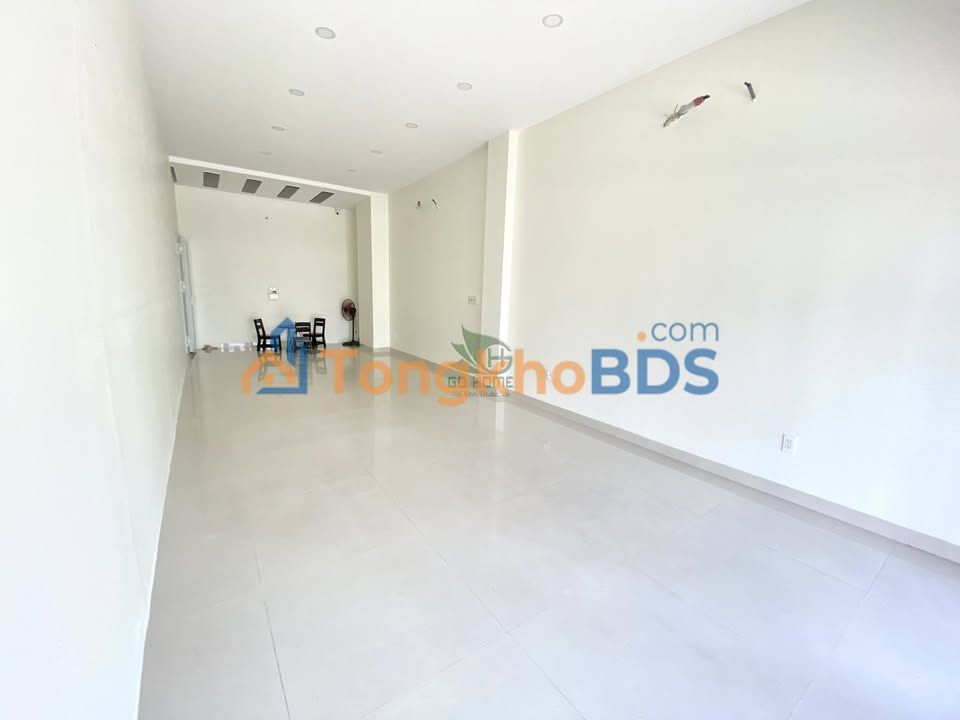 Mặt bằng kinh doanh MT Thích Quảng Đức, Nha Trang - 55m², 12 Triệu/tháng