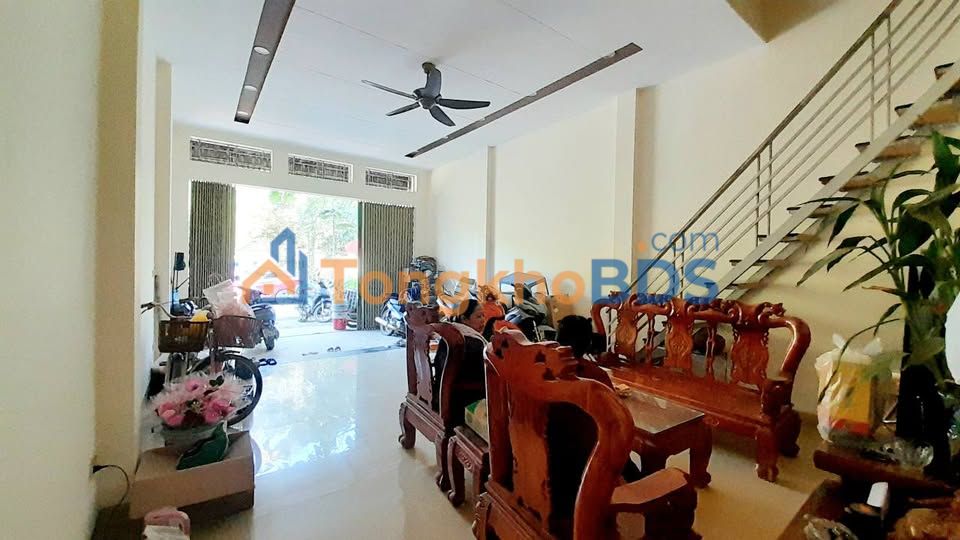 Nhà C4 Gác Lửng 100m² Thôn 3 Đồng Tuyển - Giá Tốt, Sẵn Sàng Về Ở