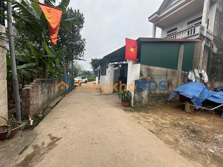 Bán Đất Tuyên Quang 130m² Sổ Hồng, 3 Mặt Tiền, Ô Tô Tới Đất