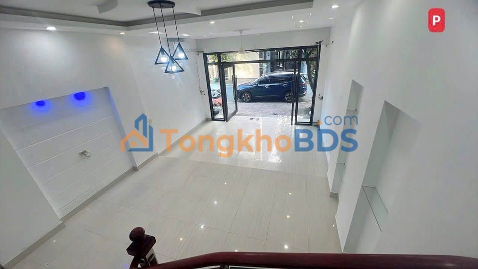 Nhà 1 Tầng 1 Tum Đường Trương Định, Lào Cai - 85m² Giá 3.78 Tỷ