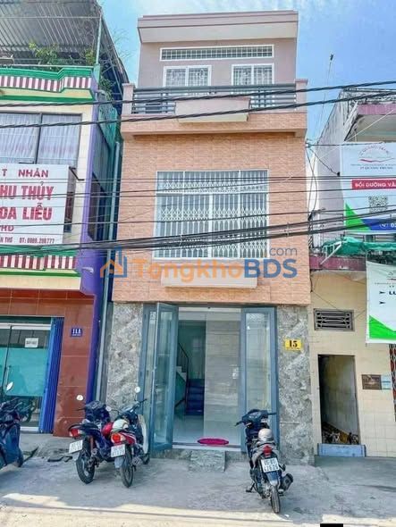 Mặt Tiền Nhà 3 Tầng Cầu Quang Trung, Ninh Kiều - Kinh Doanh Đắc Lộc 8 Triệu/Tháng