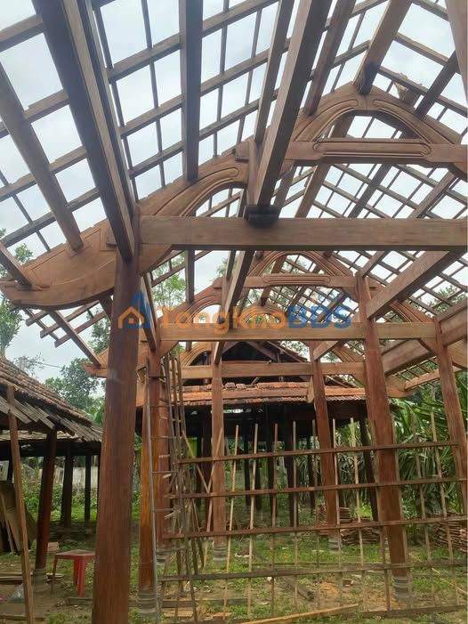 Bán Nhà Gỗ Cổ 68m² - Gỗ Hương, Sến Tại Hương Sơn, Hà Tĩnh