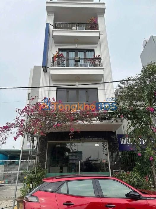 Nhà Phố Uông Bí 60m² - 5PN, Sân Rộng Đón Ô Tô, Kinh Doanh Tốt