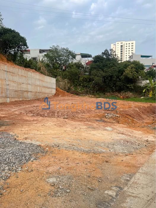 Đất Nền Trung Tâm Cột 5, Hạ Long - 50m², Hơn 2 Tỷ, Ô Tô Tận Nơi