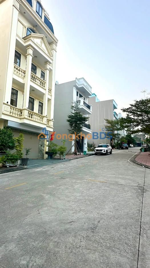 Bán đất nền Hạ Long 81m² hướng Đông - Vị trí kim cương, sổ đỏ chính chủ