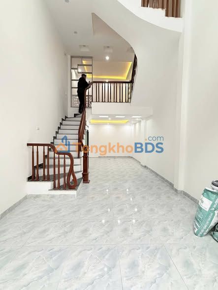 Nhà 4 Tầng 40m² Quỳnh Đô, Thường Tín - Sổ Đỏ, Vị Trí Đẹp