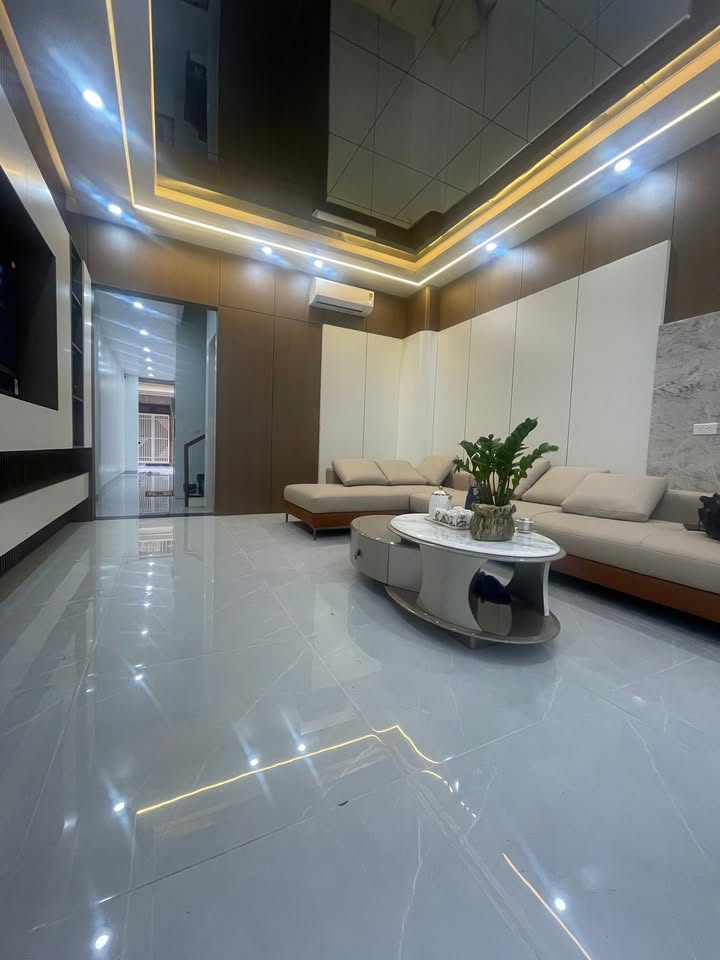 Nhà Trần Điền Hoàng Mai 86m² - Gara, Thang Máy - Sổ Hồng Đẹp Giá 30 Tỷ