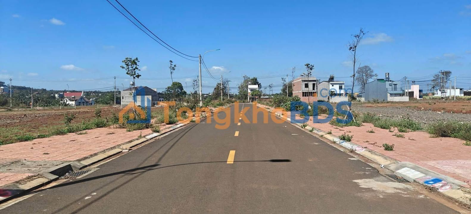 Đất nền Buôn Ma Thuột 150m² (5x30m) - Sổ đỏ sẵn, giá đầu tư 1.6 tỷ