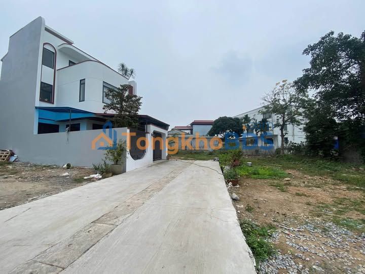 Đất nền 2 mặt tiền 130m² - Đường Tròn Tân Long, Phổ Yên, Thái Nguyên - Giá 1.6 tỷ