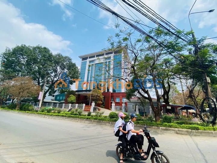 Nhà Trung Tâm Tuyên Quang 59m² - Giá 1 Tỷ XXX - Chính Chủ Bán Gấp