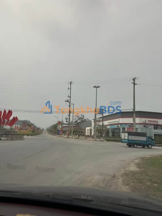 Đất nền Quốc lộ 32c - Yên Bái: Hơn 1 tỷ sở hữu ngay 100m² vuông vắn