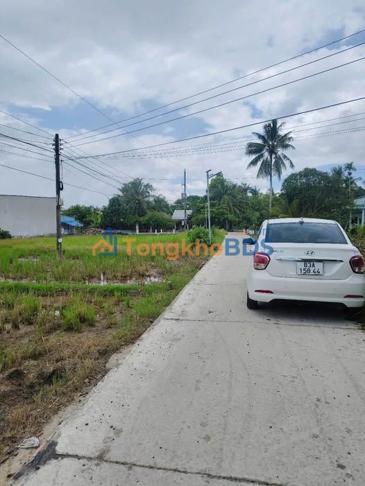 Đất Vườn Sóc Trăng 1055m² - Mặt Tiền Phú Tứck, Giá 9.6 Tỷ - Tiềm Năng Nghỉ Dưỡng