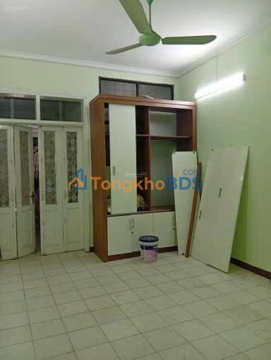Cho thuê nhà phố Lý Nam Đế, Hoàn Kiếm 37m² - Giá 12 triệu/tháng