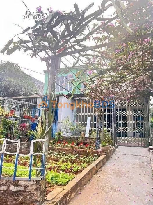 Nhà C4 Pom Hán 140m² giá 1,5 tỷ - Chính chủ bán