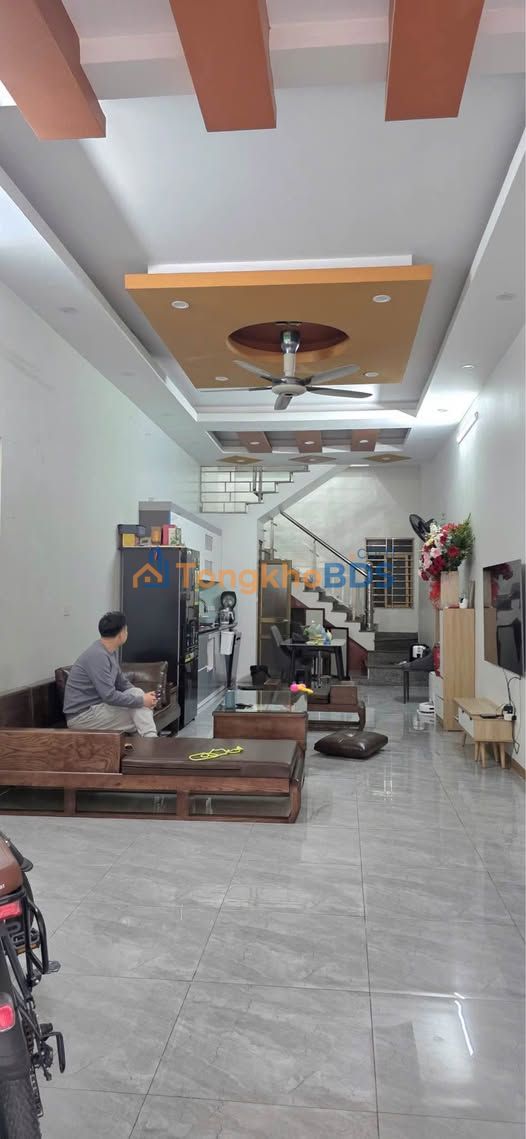 Nhà 5 Tầng Nguyễn Bỉnh Khiêm, Lào Cai - 60m² Sổ Đỏ Chính Chủ