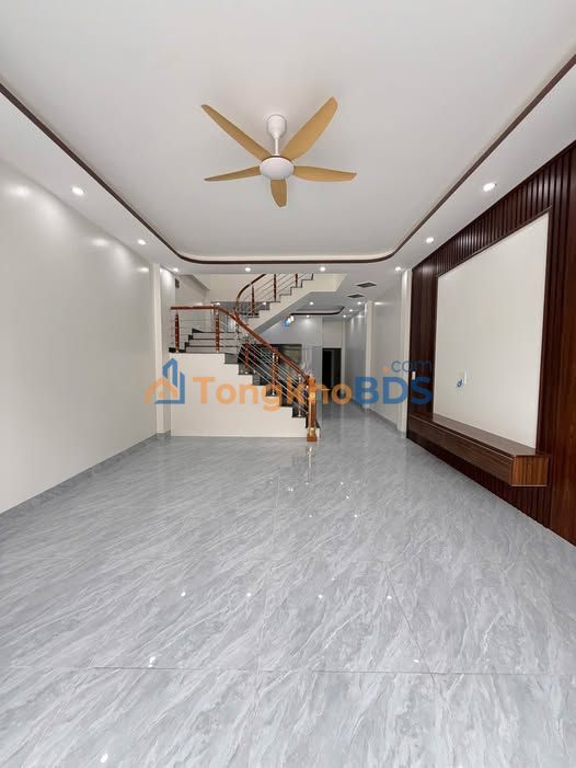 Nhà 2 Tầng 100m² Xuân Tăng - Sổ Đỏ Chính Chủ, Giá 2.86 Tỷ