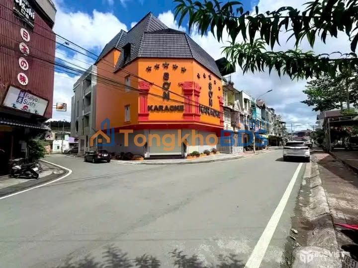 Nhà 2MT Nguyễn Công Trứ-Phan Đình Phùng 78m² 10 tỷ - Ô tô vào nhà