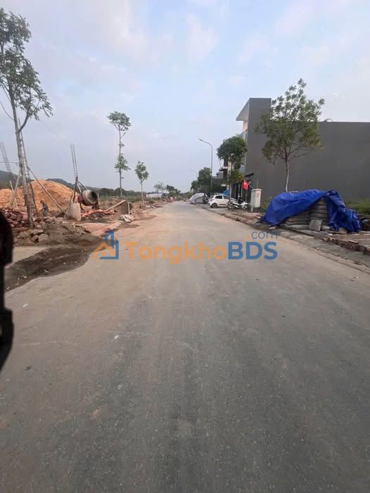 Đất nền Đường Đoàn Kết, Lào Cai - 80m² - Sổ đỏ sẵn sàng giao dịch