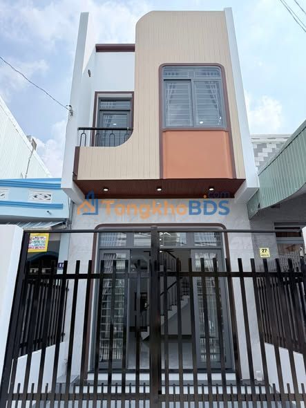 Nhà 1 Trệt 1 Lầu Đường Nguyễn Siêu, Long Xuyên - 1.75 Tỷ